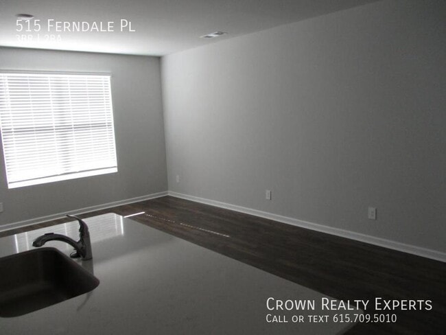 Photo - 515 Ferndale Pl