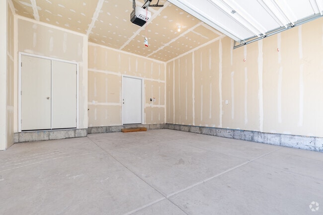 3BR, 3BA - 1,580SF - Garage