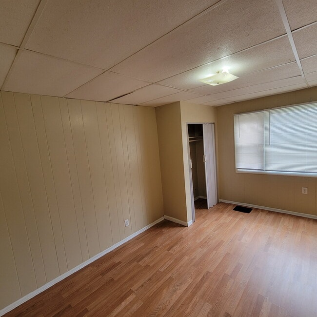 Photo - Southwest Indy 3BR/2BA House near Zoo! Massive Garage!