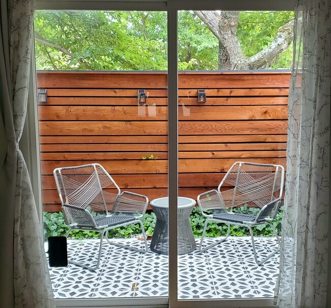 Enclosed patio - 5607 Harvest Hill Rd Unit 1008