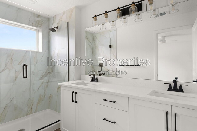 Photo - 431 Braddock Ave