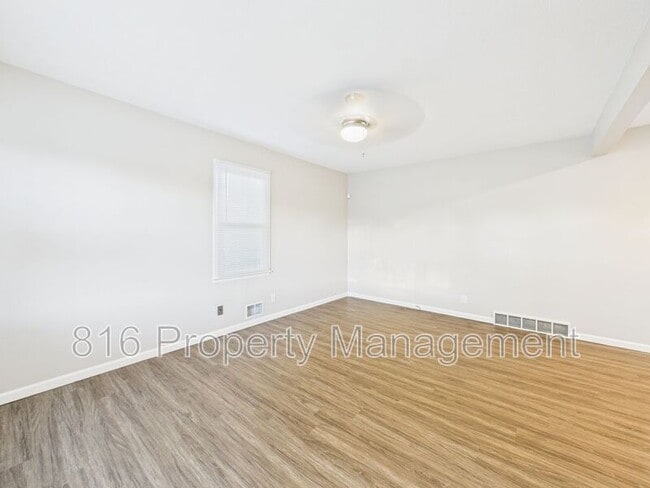Photo - 3469 N 27th St