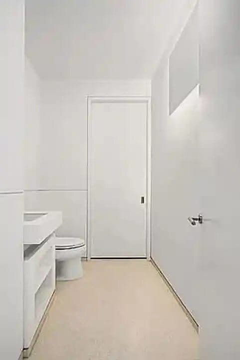 Building Photo - 100 11th Ave Unit 10A