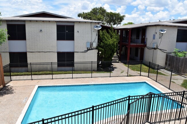 Photo - Aviator Apartments