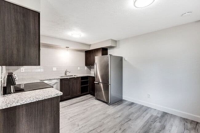 2024 E Cataldo Ave Unidad #3