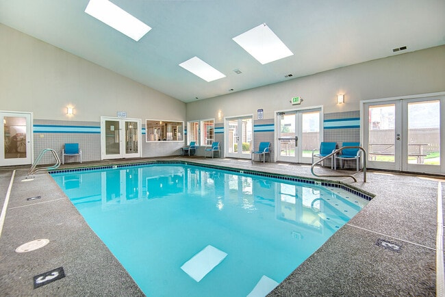 Photo - Centrepointe Apartments