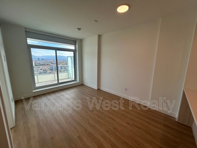 Photo - 1626 Water St