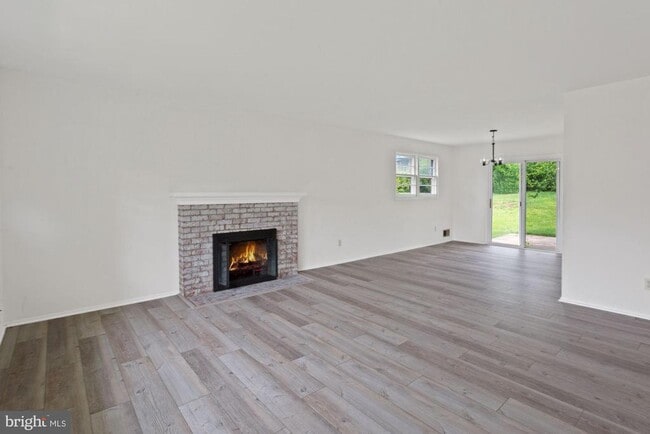Photo - 7106 Jayhawk St