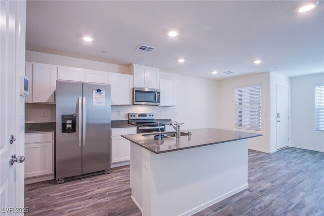 Photo - 4949 Fern Mesa Ave