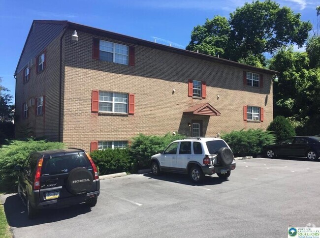 Building Photo - 30 E Wyoming St Unit 12 Rental