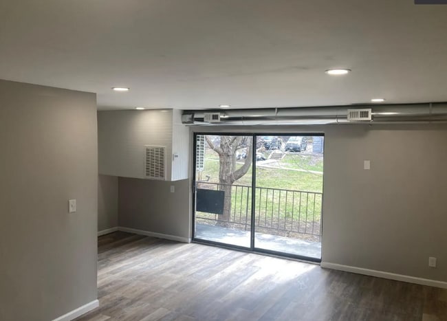 Photo - 17500 Euclid Ave Unit #109