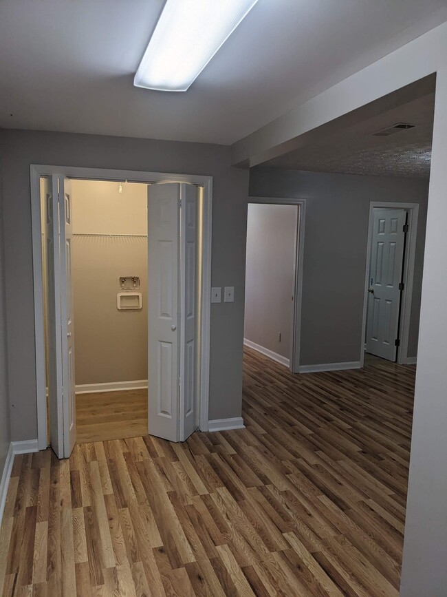 Photo - 6339B Gaines Ferry Rd