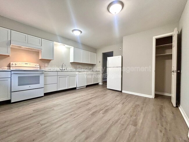 Photo - 2235 29th St SW Unidad 1