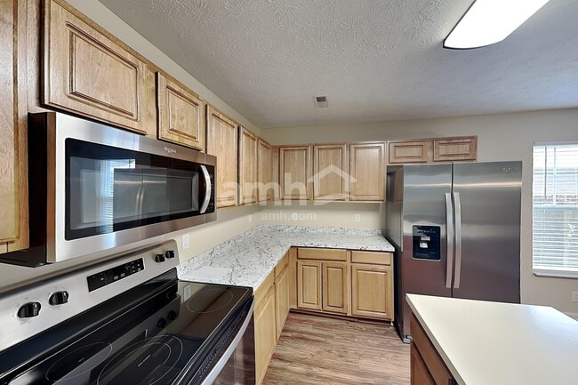 Photo - 119 Crestwood Ln