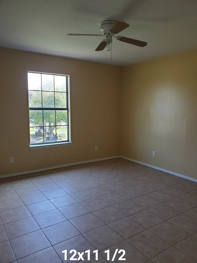 Photo - 513 W Matz Ave