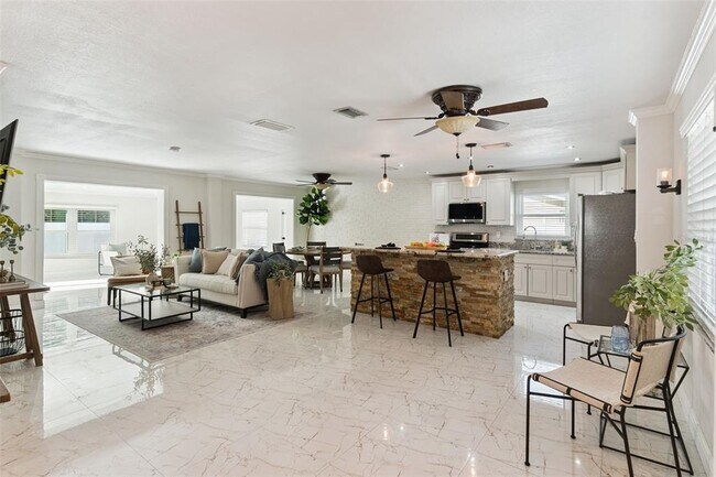 Photo - 622 Beverly Ave