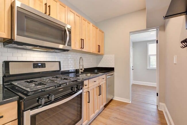 Photo - 1203 Euclid St NW Unit 2