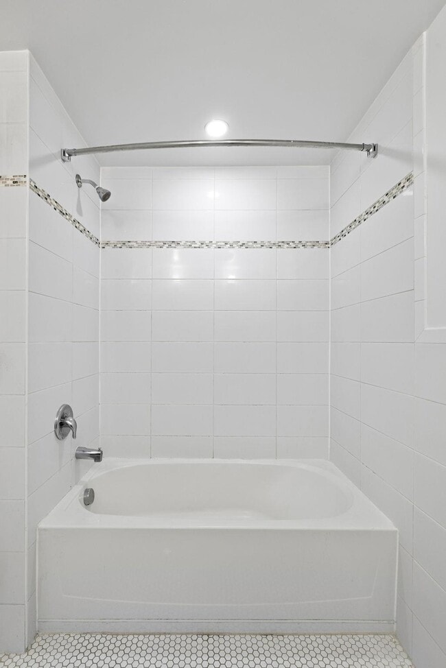 Photo - 1700 Park Ave Unit 605