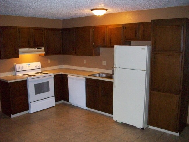 Photo - 2208 E Divide Ave Unit 4
