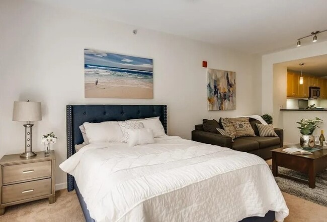 Photo - 1150 J St