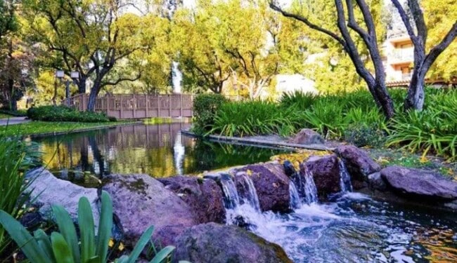 Photo - 350 N Civic Dr Unit 407