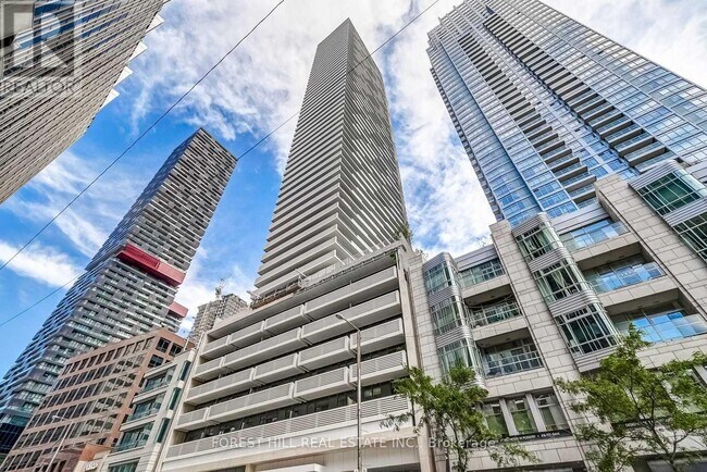Photo - 2221 Yonge St Unit 5706