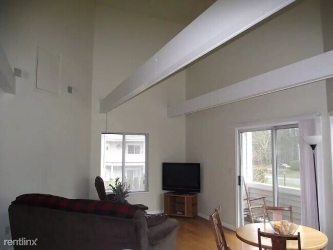 Photo - 2 br, 1 bath Condo - 750 Whittenton St