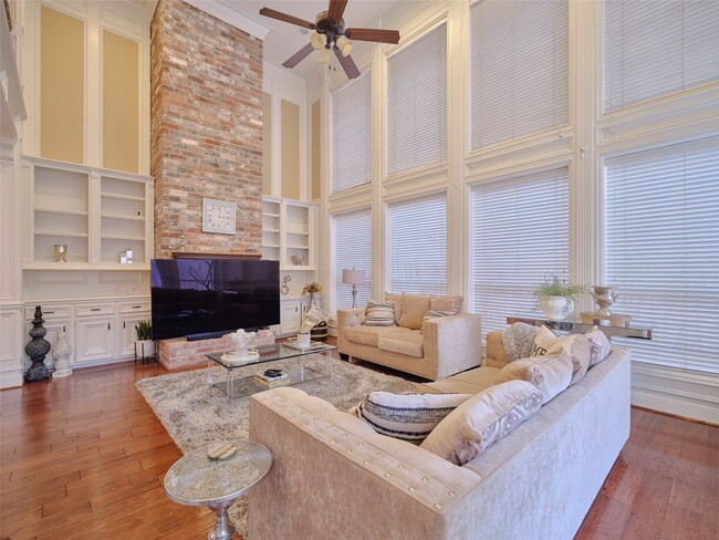 Photo - 16623 Manningtree Ln