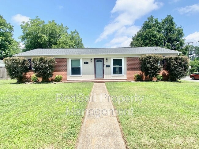 Building Photo - 164 Mark Twain Dr