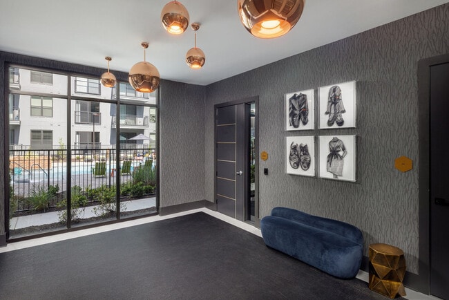 Broadstone Pullman apartments — community photo
