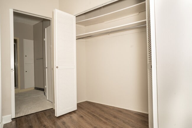 Photo - 823 S Water St Unit 5F