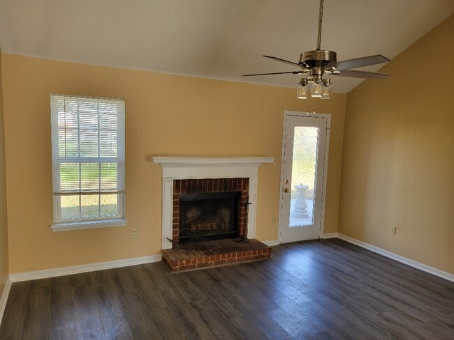 Photo - 3521 Spring Glen Ln