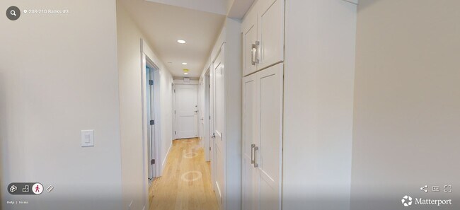 Photo - 208 Banks St Unidad 3