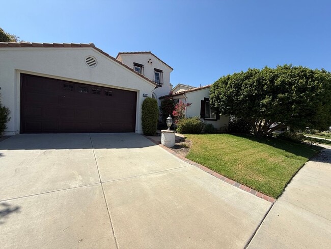 Photo - Lovely home in desirable Moorpark neighborhood