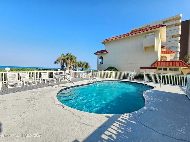 Seaside Serenity Awaits: Spacious 3-Bedroo... - Seaside Serenity Awaits: Spacious 3-Bedroo... Apartment Unit 201