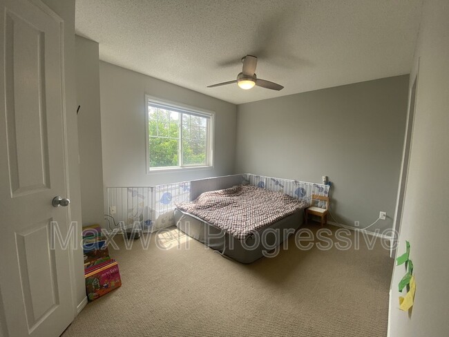 Photo - 2051 Towne Centre Blvd NW