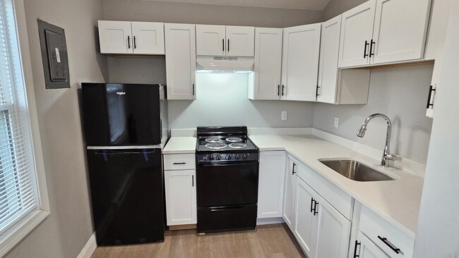 Photo - 825 Scenic Hwy