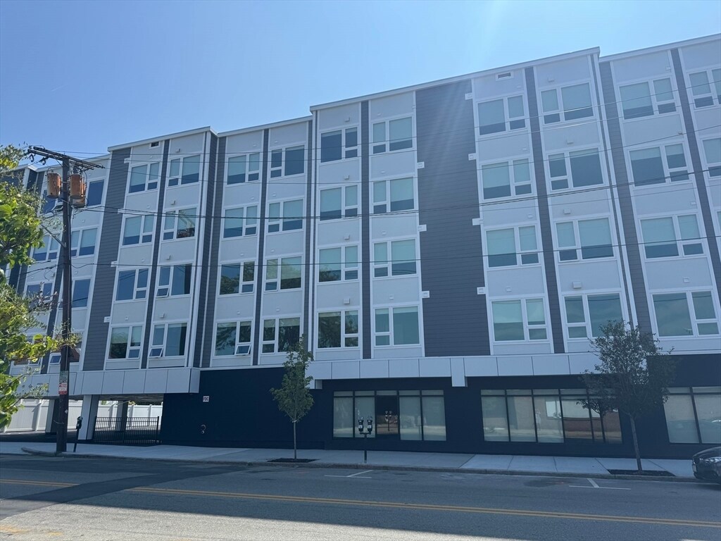 Photo - 791 Broadway Apartment Unit 405