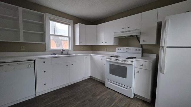 Photo - Nicely Renovated House for Lease