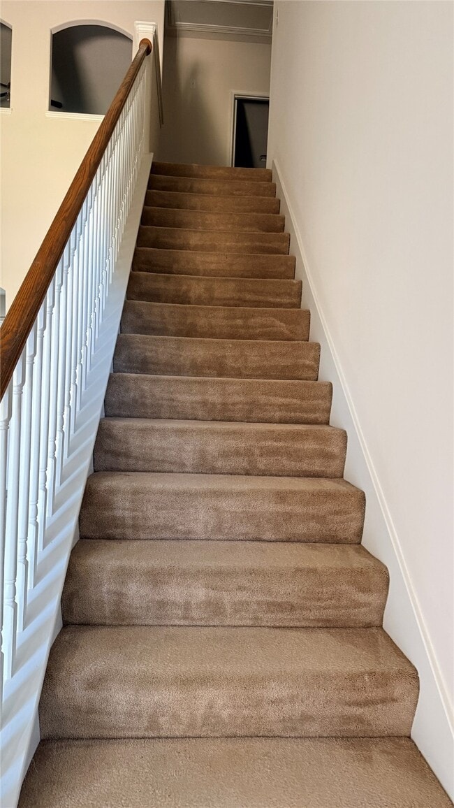 Building Photo - 2107 Auburn Vale St