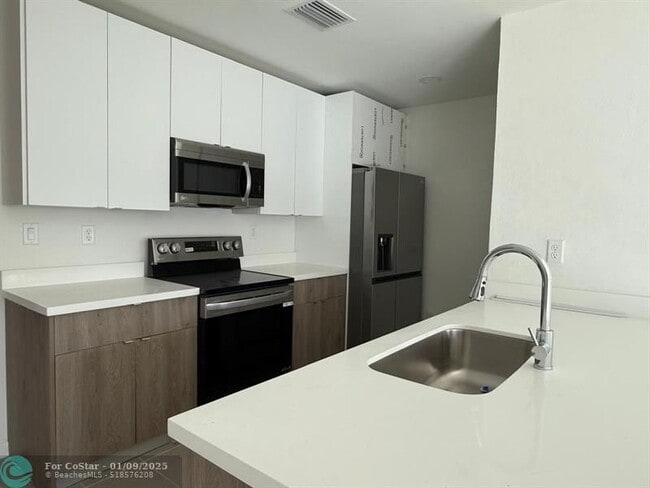 Photo - 2526 Pierce St