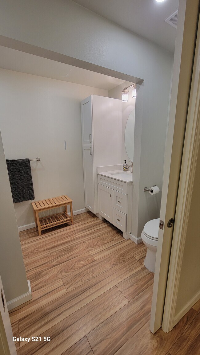 Photo - 3413 Elwood Dr W