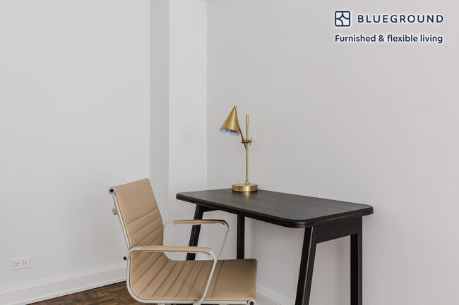 Photo - 136 E 55th St Unidad FL4-ID1618