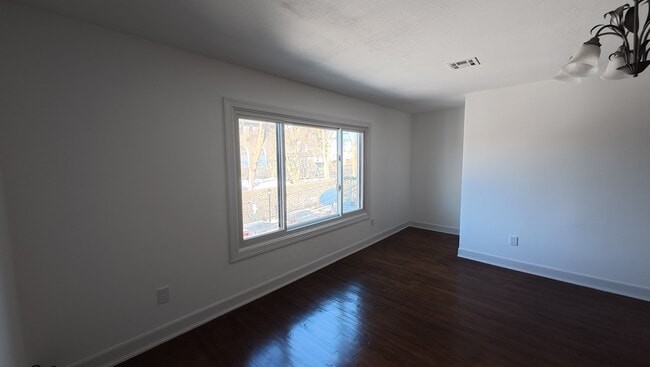 Sala/comedor - 1302 Morris St Unidad 2