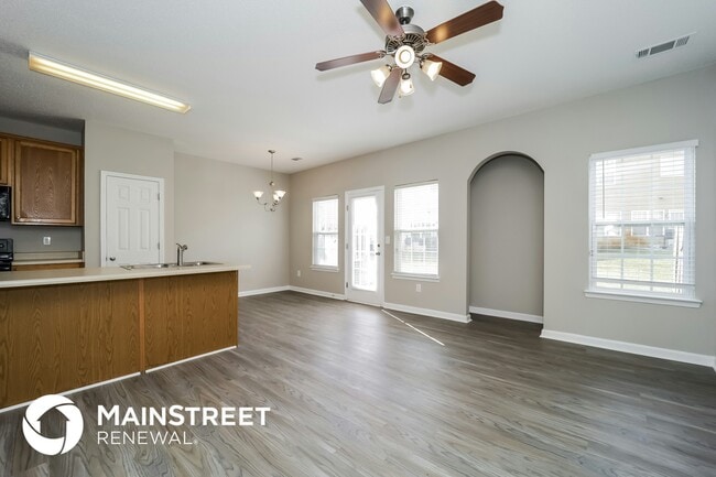 Photo - 2506 Capella Cir SW