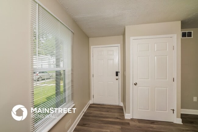 Building Photo - 1339 S 28th St Rental