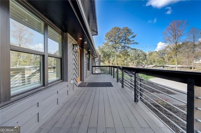 Photo - 3202 Kingsdale Dr SW