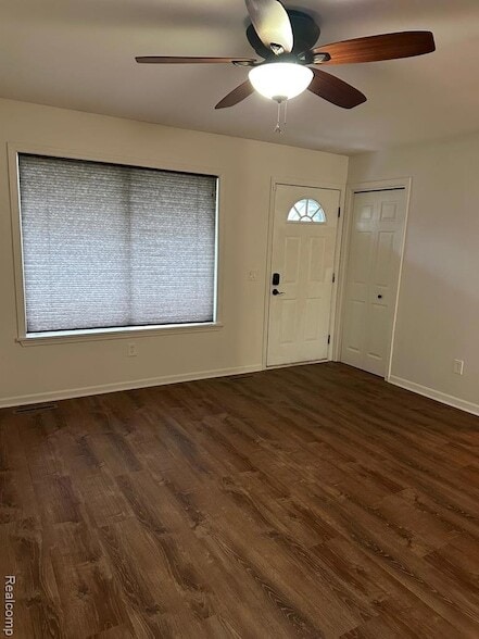 Photo - 6939 Alma Ct