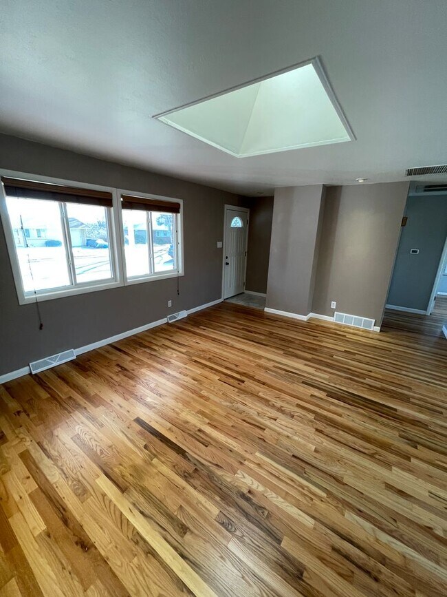 Photo - Beautiful 3 Bed and 2 Bath in Northglenn