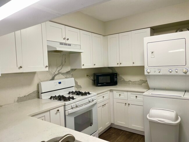 Photo - Brandy Drive Apartments